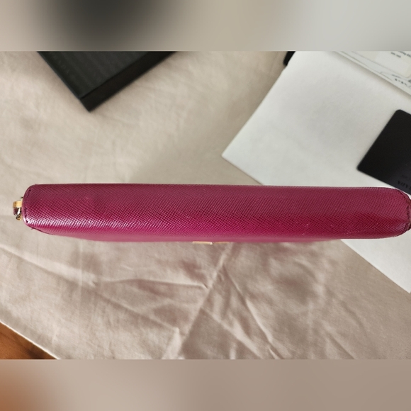 Prada saffiano large zip wallet - Picture 4 of 8